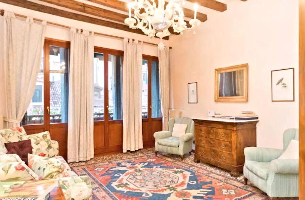 Biennale Apt Balcony Apartment Venice Exterior photo